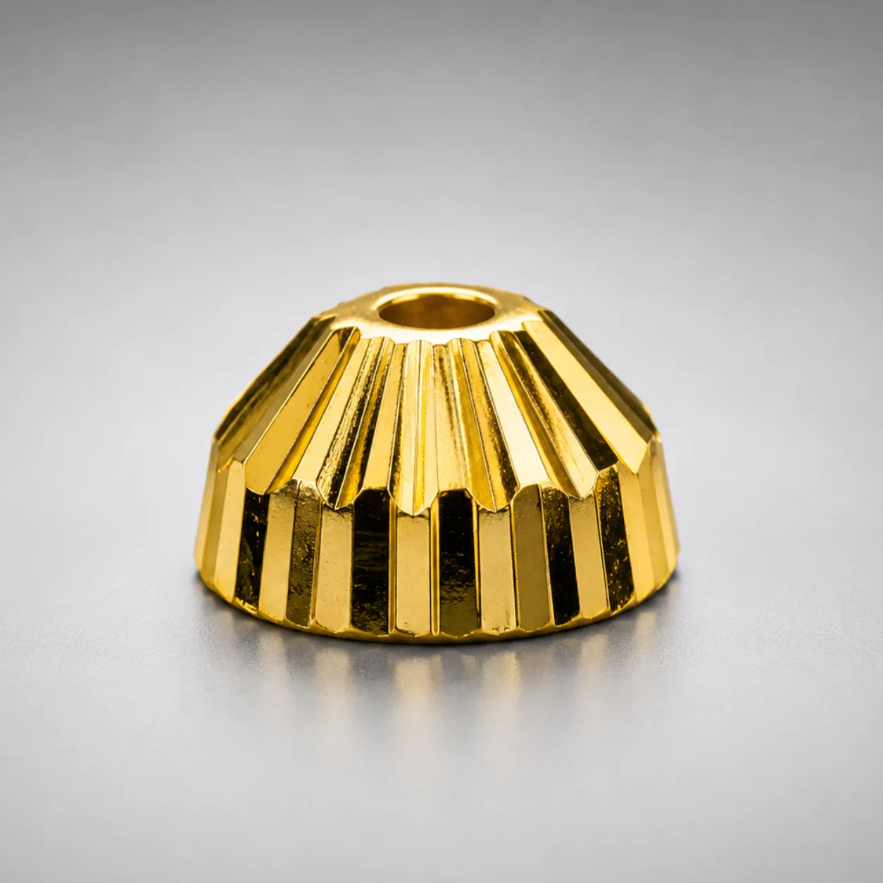 Double V-Cut Cap
